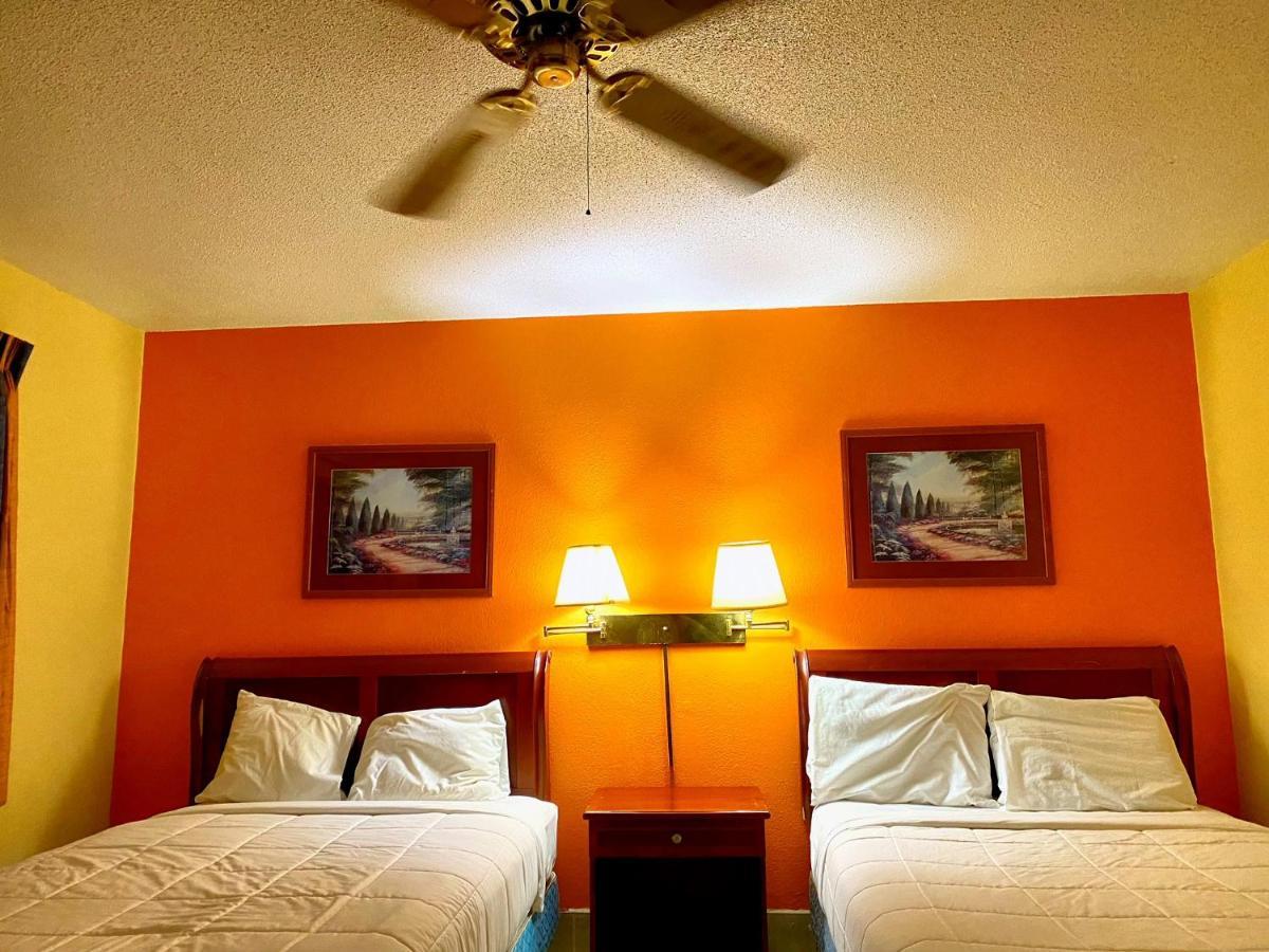 American Best Inn By Oyo I-35 Perry Near Lake Mcmurtry Zewnętrze zdjęcie