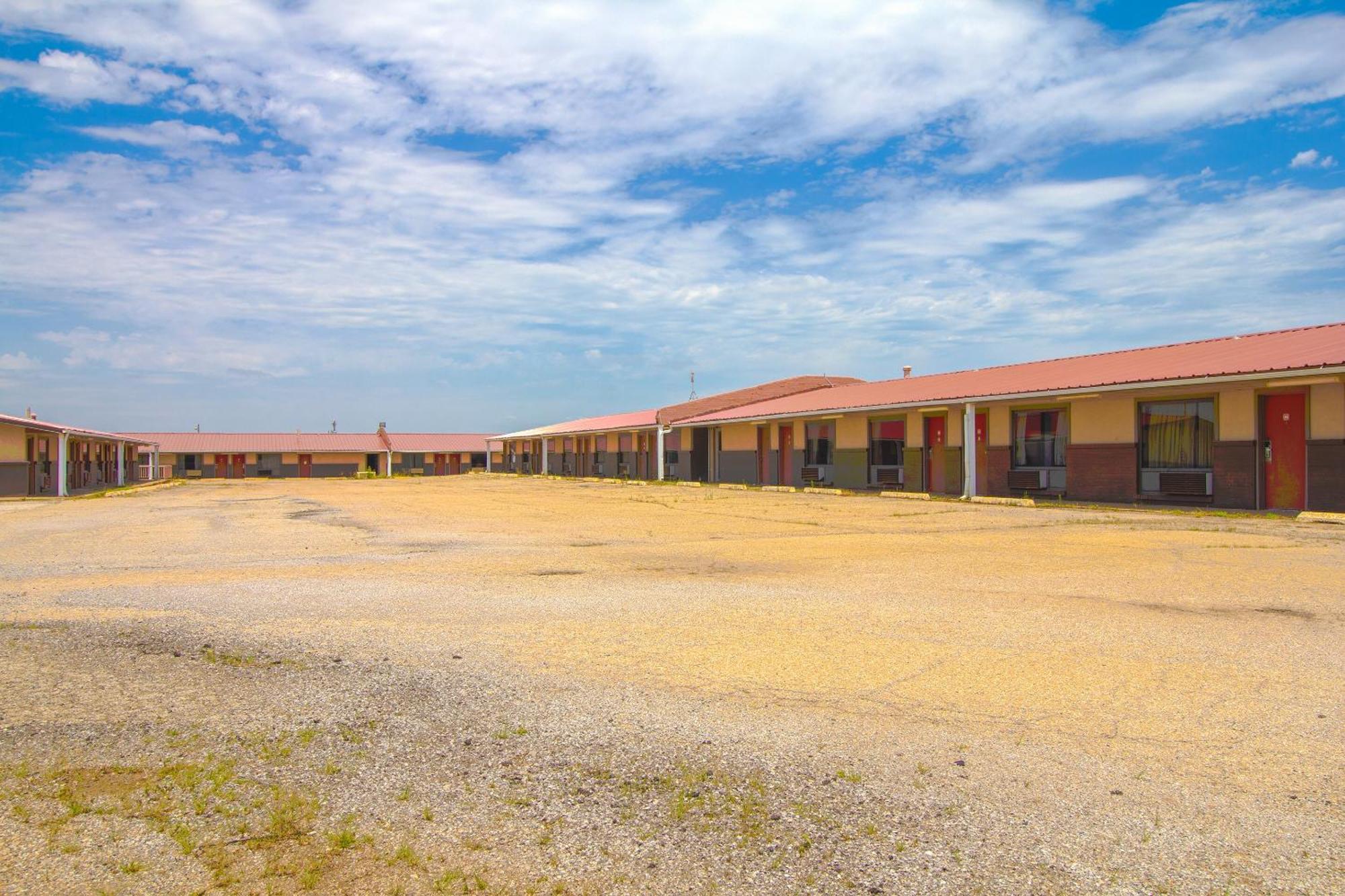 American Best Inn By Oyo I-35 Perry Near Lake Mcmurtry Zewnętrze zdjęcie